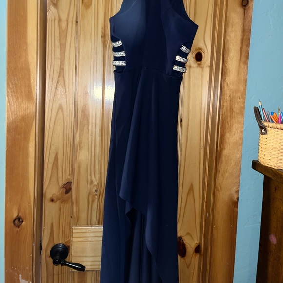 Navy blue cross over Prom/ Hoco dress - Picture 4 of 4